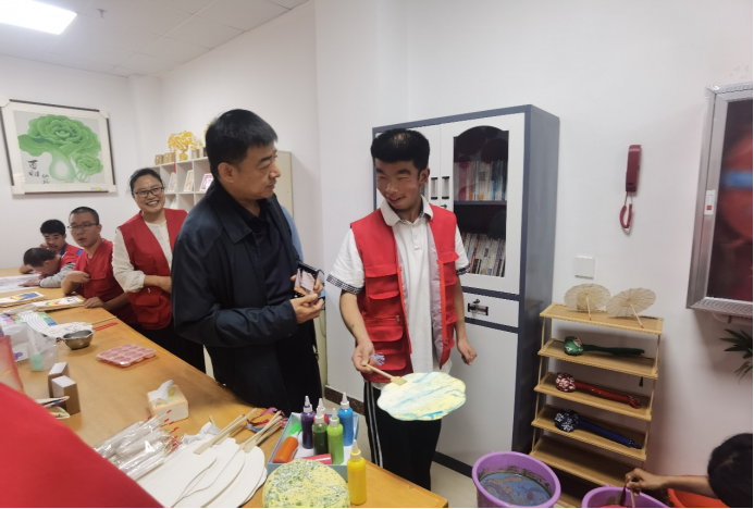 未来：济莱特校、莱芜宏博康养中心校企融合展新篇pg电子免费模拟器游戏校企携手展成果匠心巧手绘(图4)